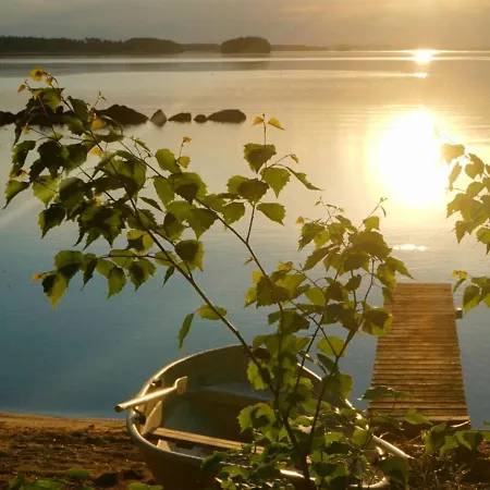 Holiday Kauniskaarre Holiday home Vehmersalmi